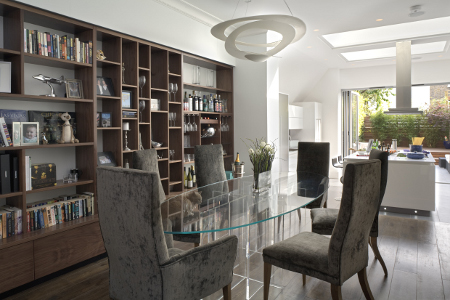 Open plan kitchen and dining room